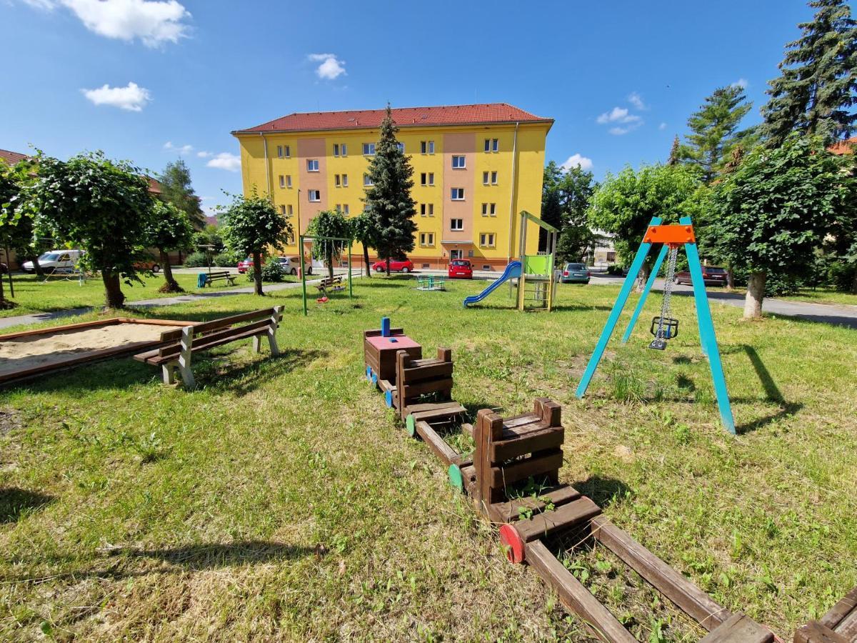 City Center Apartment - Self Check-In Spišská Nová Ves Exterior foto